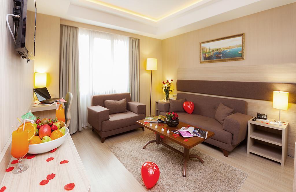 Hotel Golden Way Giyimkent Istanbul Bagian luar foto